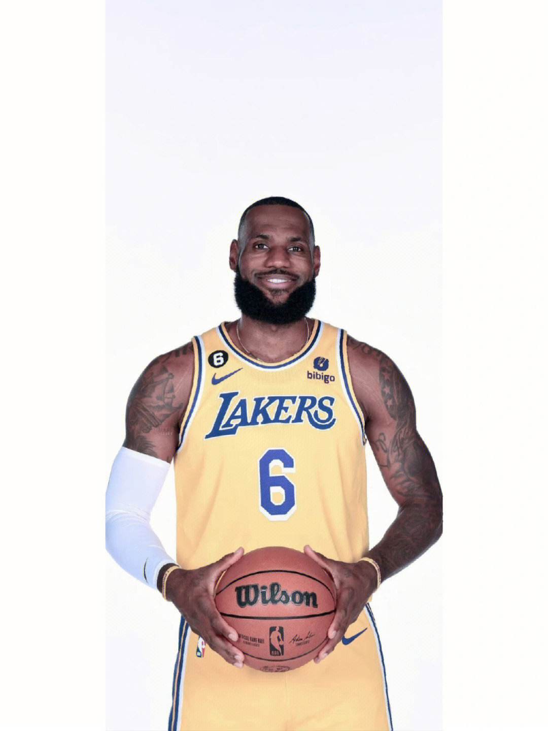 穆古鲁扎连续二十场比赛得分超过锐不可当，勇士不断突破！