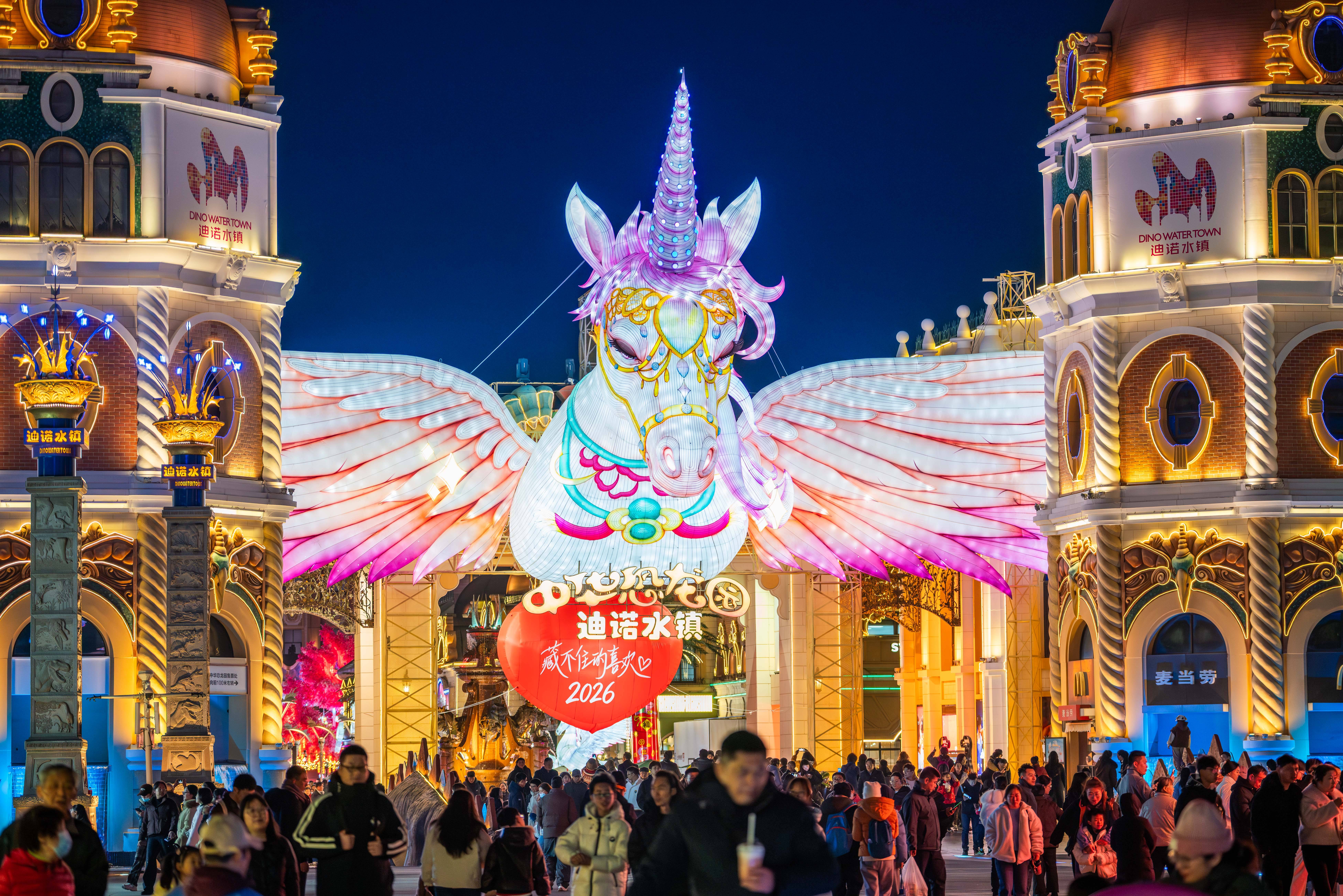 赛地聚焦——社区盾赛后热度飙升阿斯顿维拉伤情更新备战西甲，媒体一致点评：赛后达拉斯独行侠备战荷甲的简单介绍